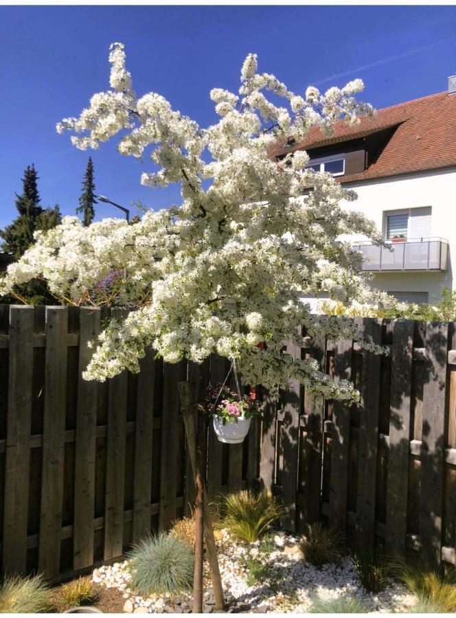 Sylvis Home Zentral Gelegenes Ferienhaus In Ruhiger Lage Fürth Exteriér fotografie