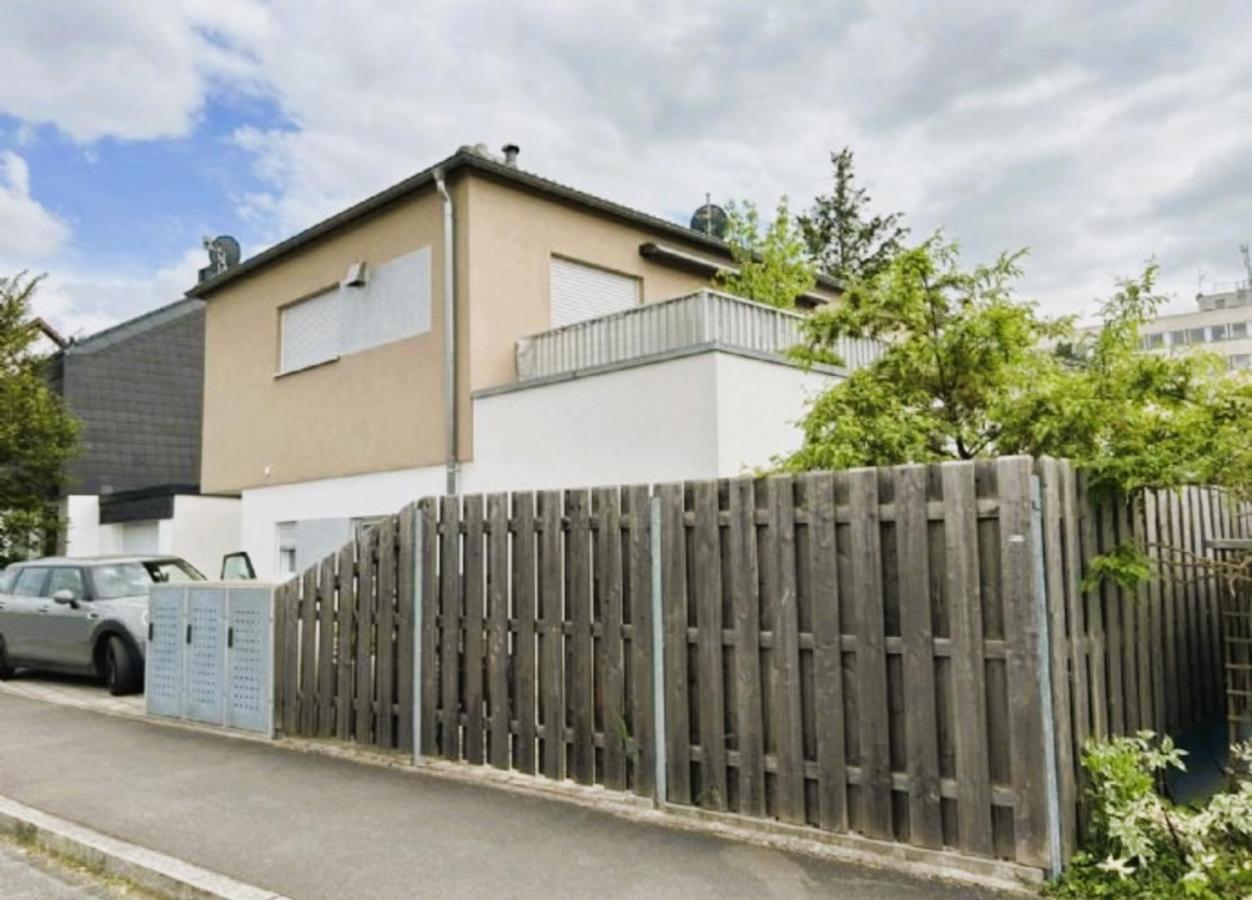 Sylvis Home Zentral Gelegenes Ferienhaus In Ruhiger Lage Fürth Exteriér fotografie