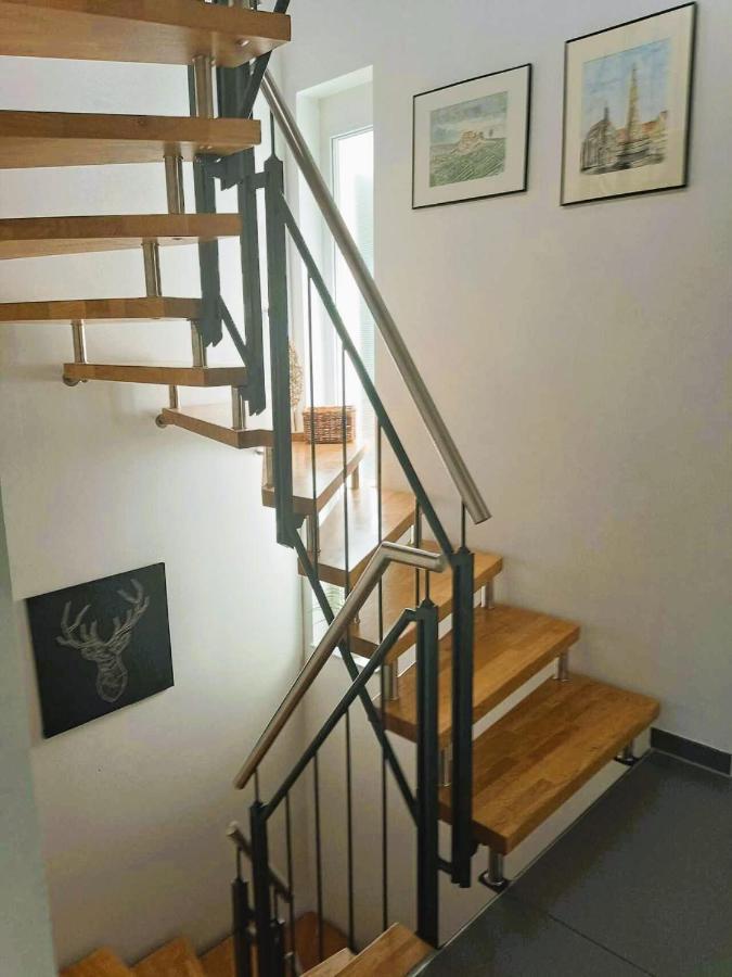 Sylvis Home Zentral Gelegenes Ferienhaus In Ruhiger Lage Fürth Exteriér fotografie