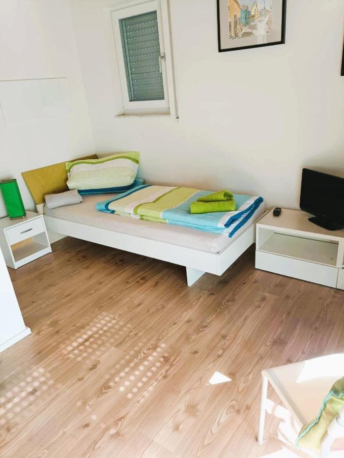 Sylvis Home Zentral Gelegenes Ferienhaus In Ruhiger Lage Fürth Exteriér fotografie